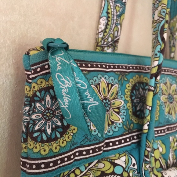 Vera Bradley Handbag - Picture 4 of 4